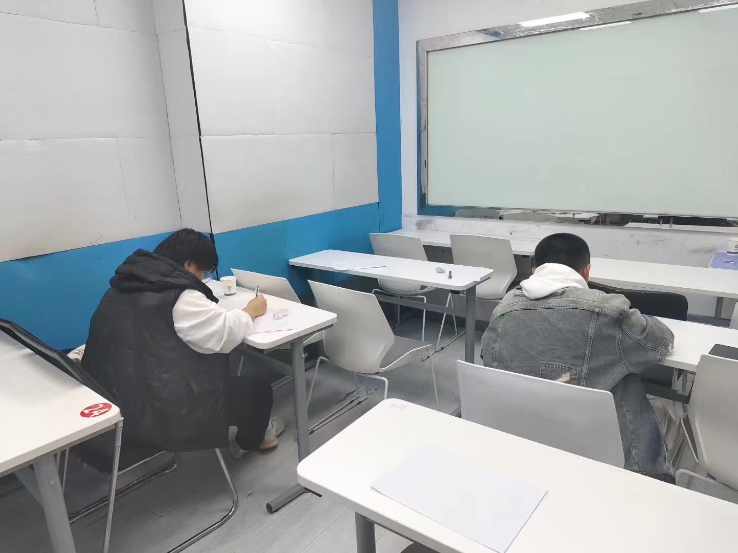 微信图片_20250320100103.jpg