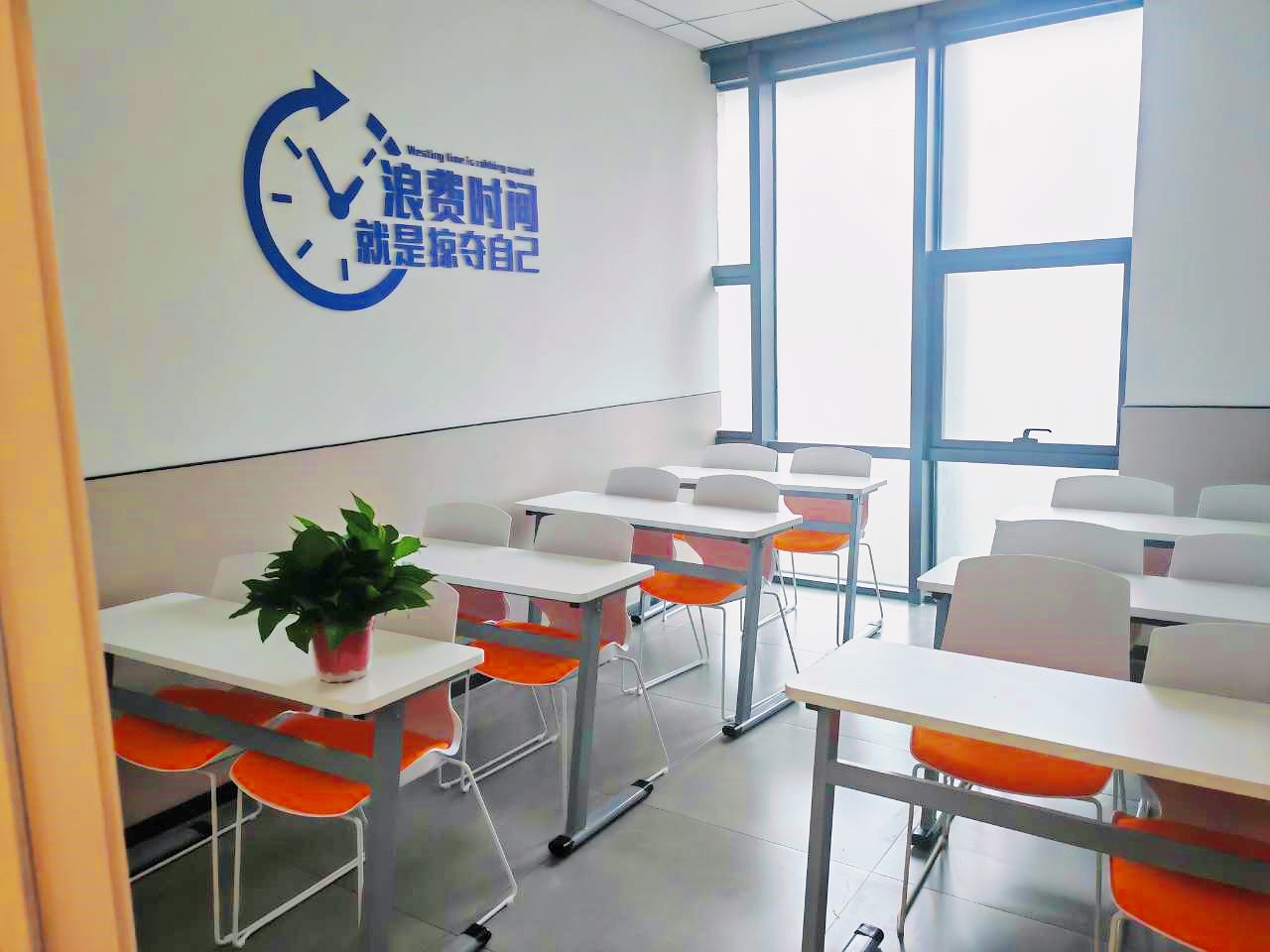 锐思教育初三中考冲刺课程 助力数学突围