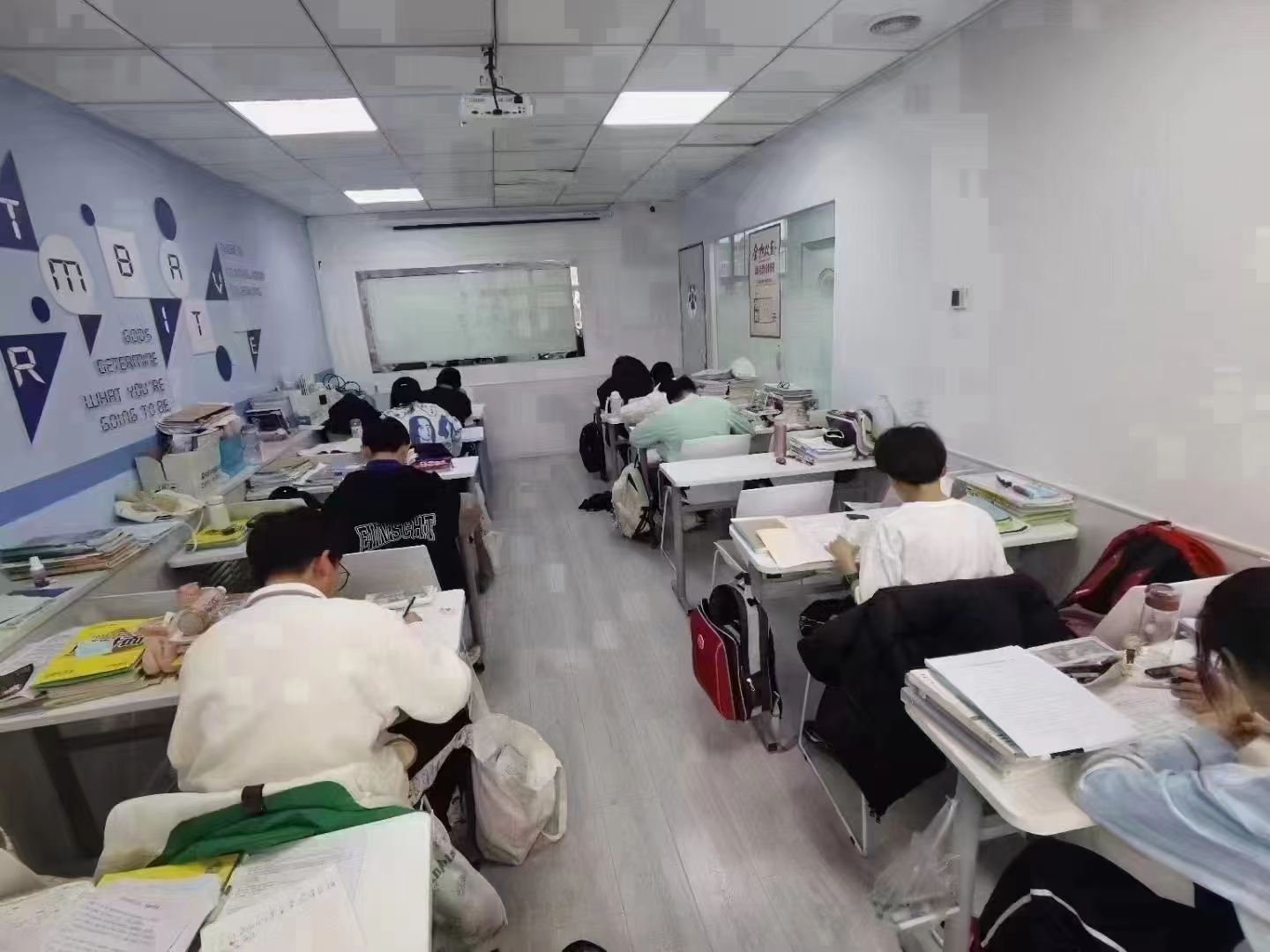 青岛黄岛区初三寒假辅导班_小班课/1对1/全托集训营推荐!(图6) 小班课.jpg