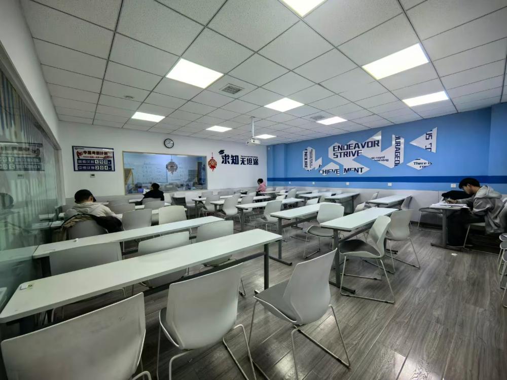 #2026济南数学语文英语物理化学辅导补习班，如何选择适合的？(2)