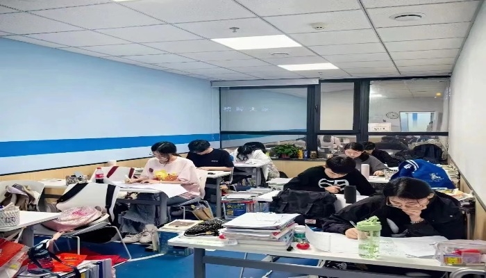 上课11.jpg 上课11.jpg
